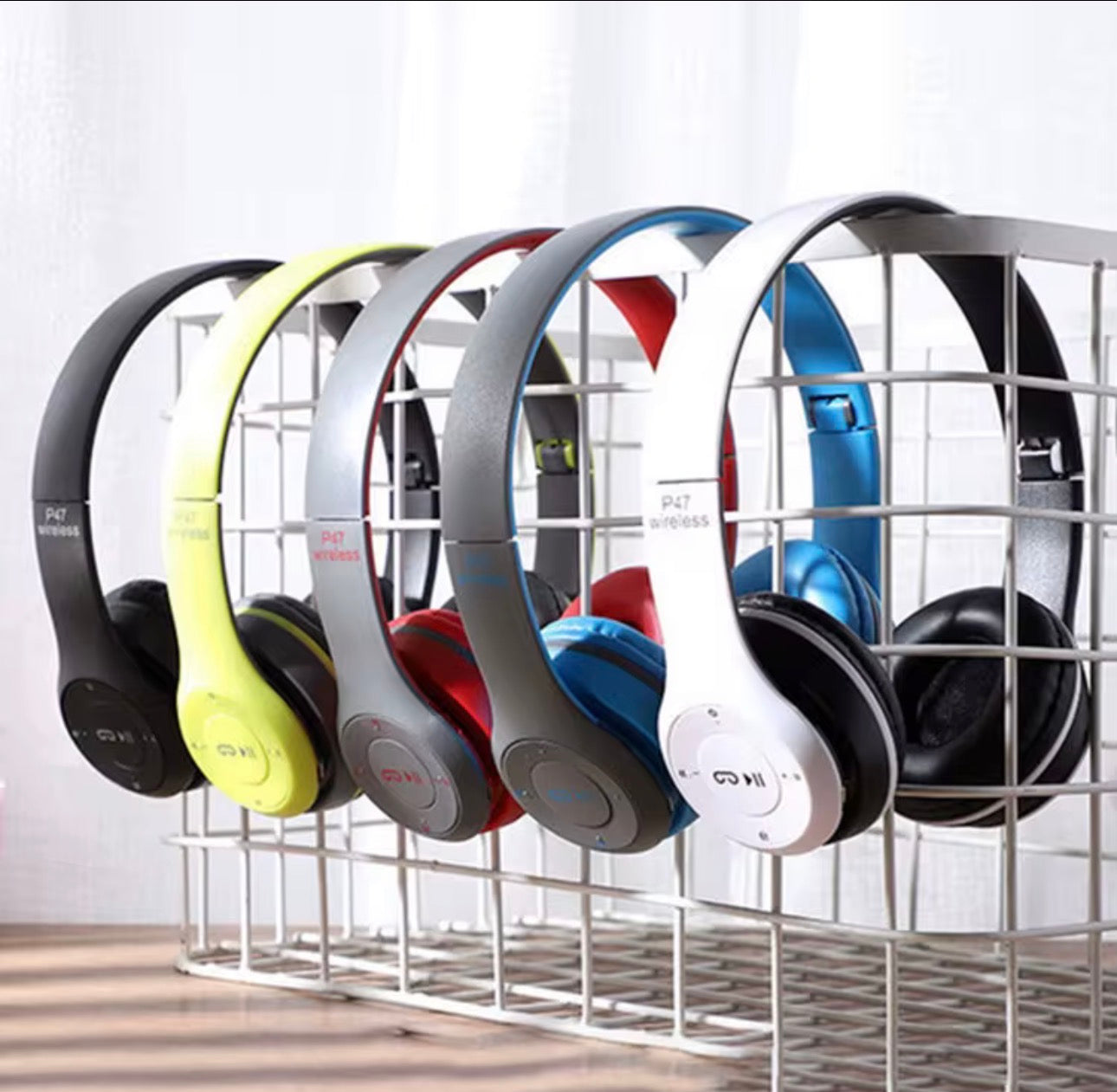 P 47 wireless headphones